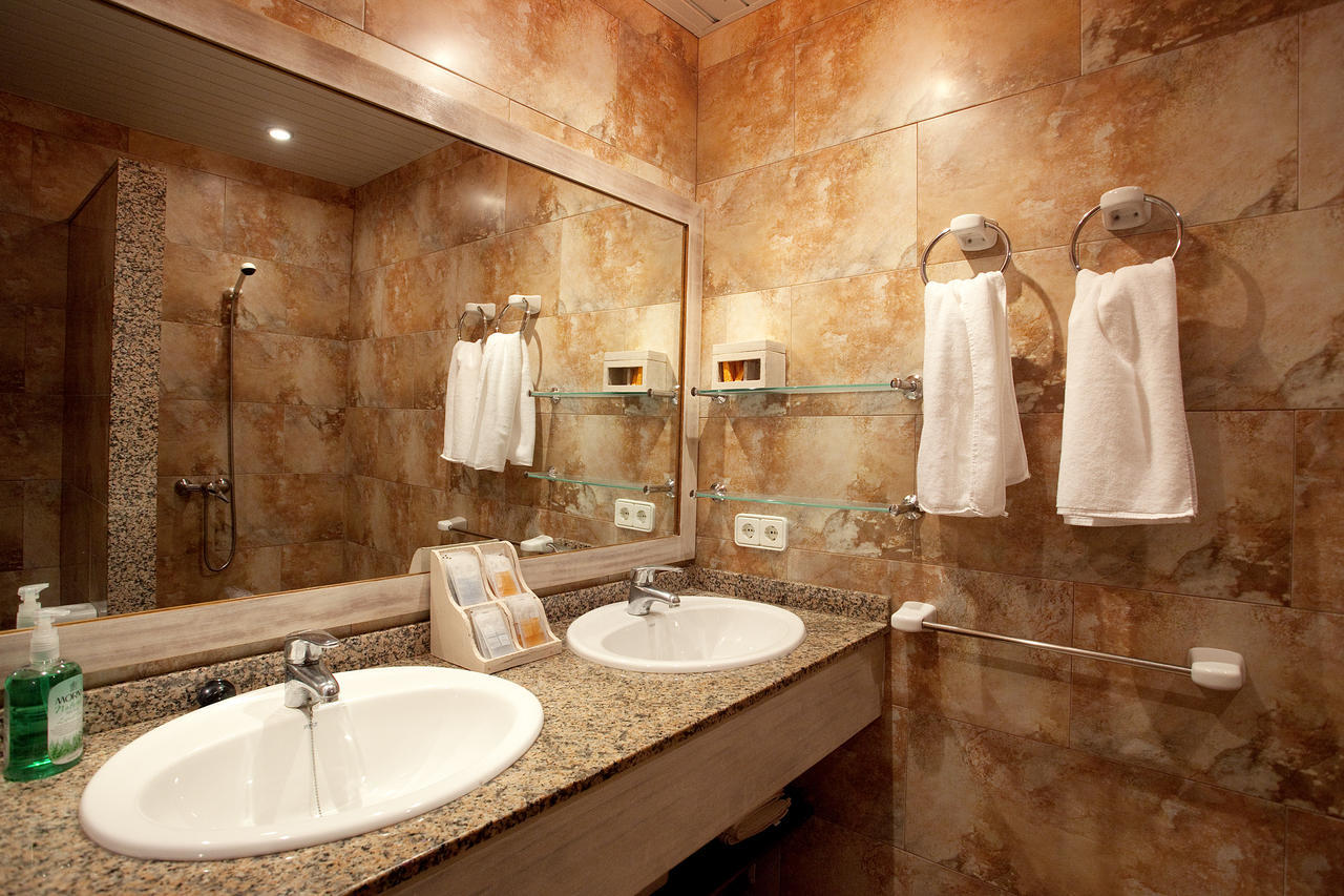 Hotel & Spa Entre Pinos-Adults Only Эс-Кало Экстерьер фото